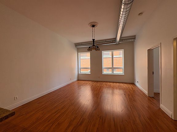 5th image of 78 Dalhousie St