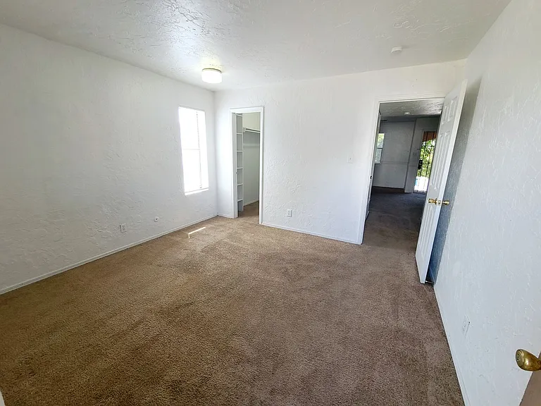 3504 Tulane Dr Ne — Photo 11