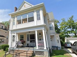 7 Abbott St #2, Wellesley, MA 02482