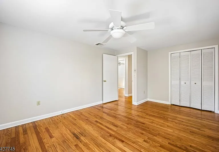32 Center St — Photo 19