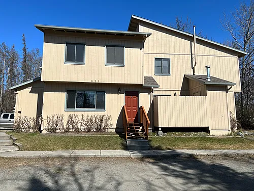 921 E Snohomish Ave #1 Photo 1