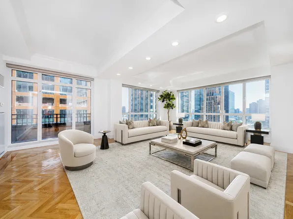 351 East 51st Street image 1 of 11