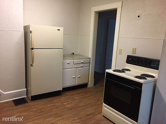520 Kitchen1 (2)