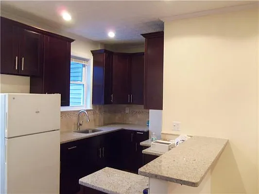 Rented by Avenue Sotheby's International Realty | media 35