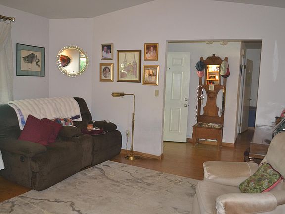 5th image of 6671 Creekside St