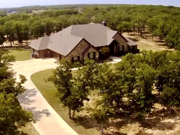 120 Tanglewood Dr, Paradise, TX 76073