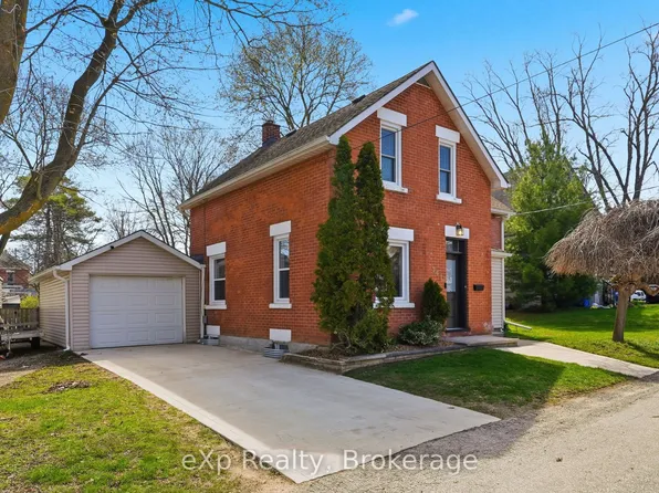 361 6th Ave, Hanover, ON N4N 2E8