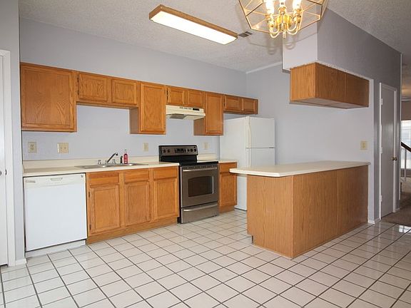 5th image of 3801 14th St APT 1208