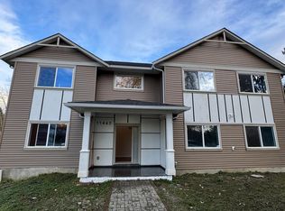 11442 240th St #BASEMENT, Maple Ridge, BC V2W1A4