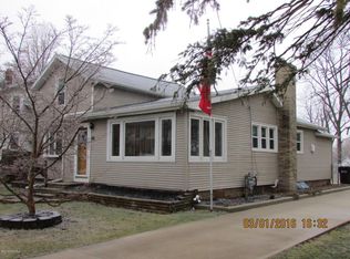 40 Reading Ave, Hillsdale, MI 49242