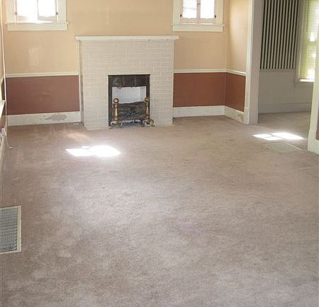4th image of 232 Banning Ave