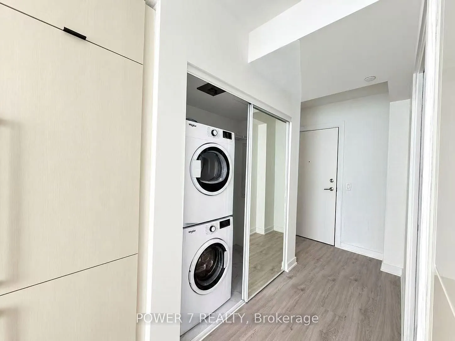 Studio, $1,900 — Photo 2