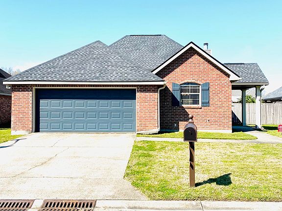 2nd image of 109 Cherry Bark Ln