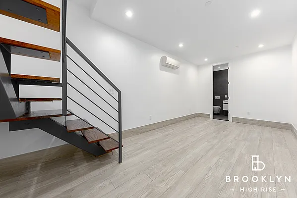 Rented by Brooklyn High Rise LLC | media 7