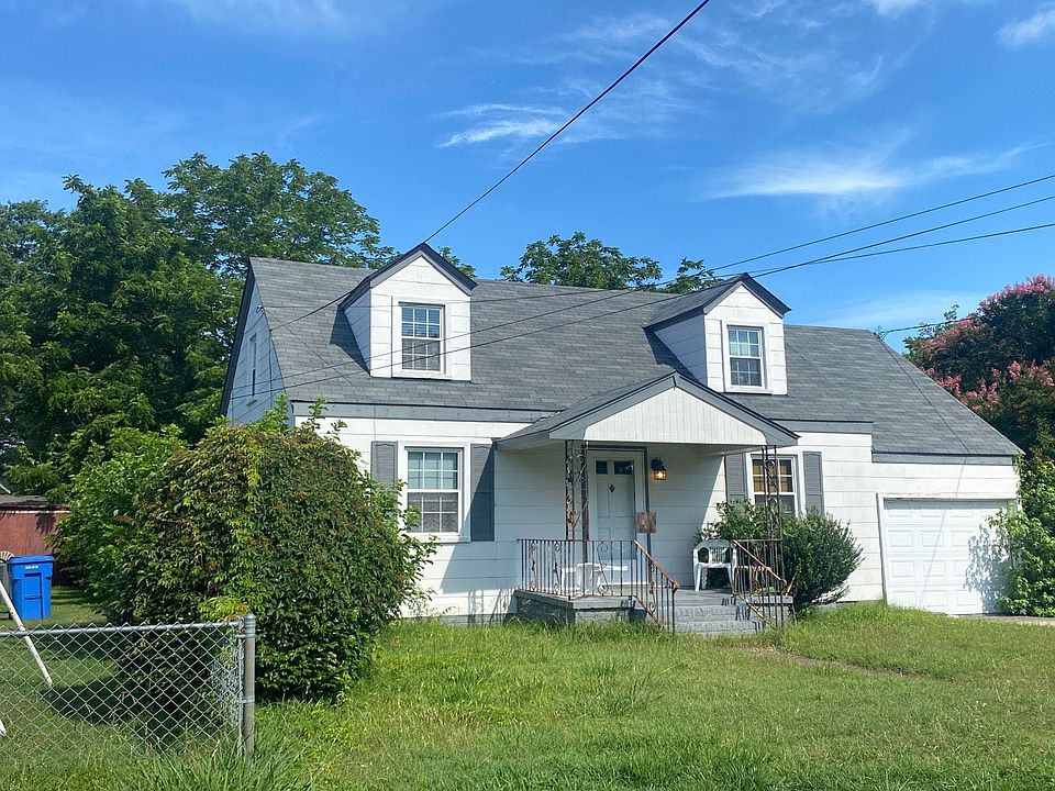 2nd image of 715 Wingfield Ave