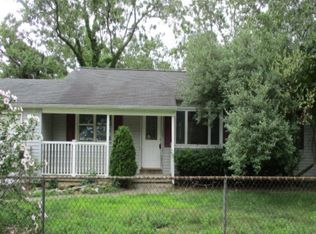 105 Carol Ln, Williamstown, NJ 08094
