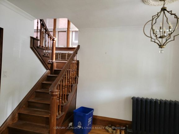 5th image of 43 Barnesdale Ave S