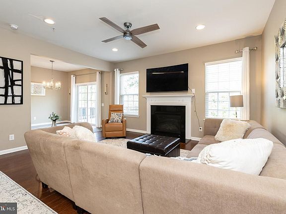 5th image of 203 Sills Ln