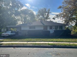 6 Lamont Rd, Burlington, NJ 08016