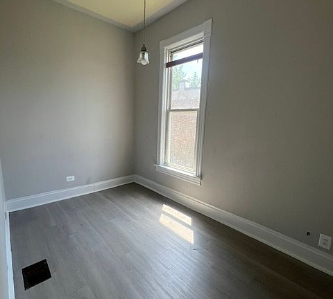 2nd image of 5648 S Wabash Ave #2