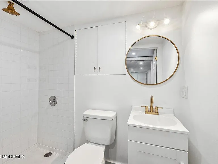 543 Springdale Ave — Photo 10