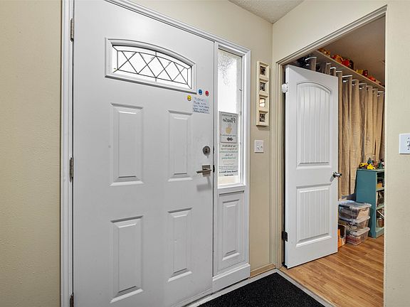 4th image of 800 Valhalla Dr #3