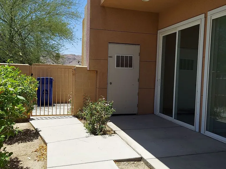 3760 E Calle De Carlos — Photo 12