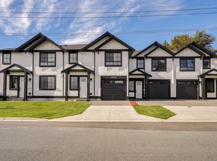 4068 Tuxedo Dr #3, Saanich, BC V8X 2L3