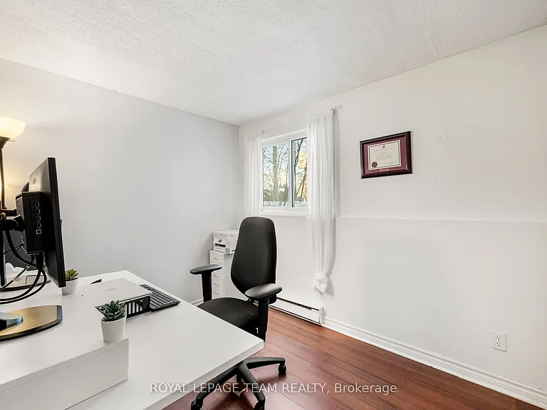 160 Fenerty Ct #4 — Photo 17