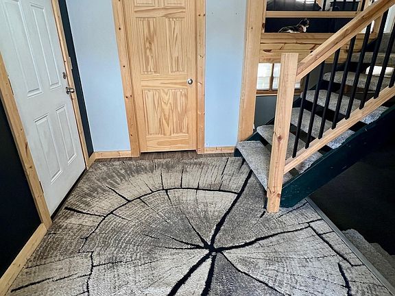 4th image of 6349 Dahlin Rd