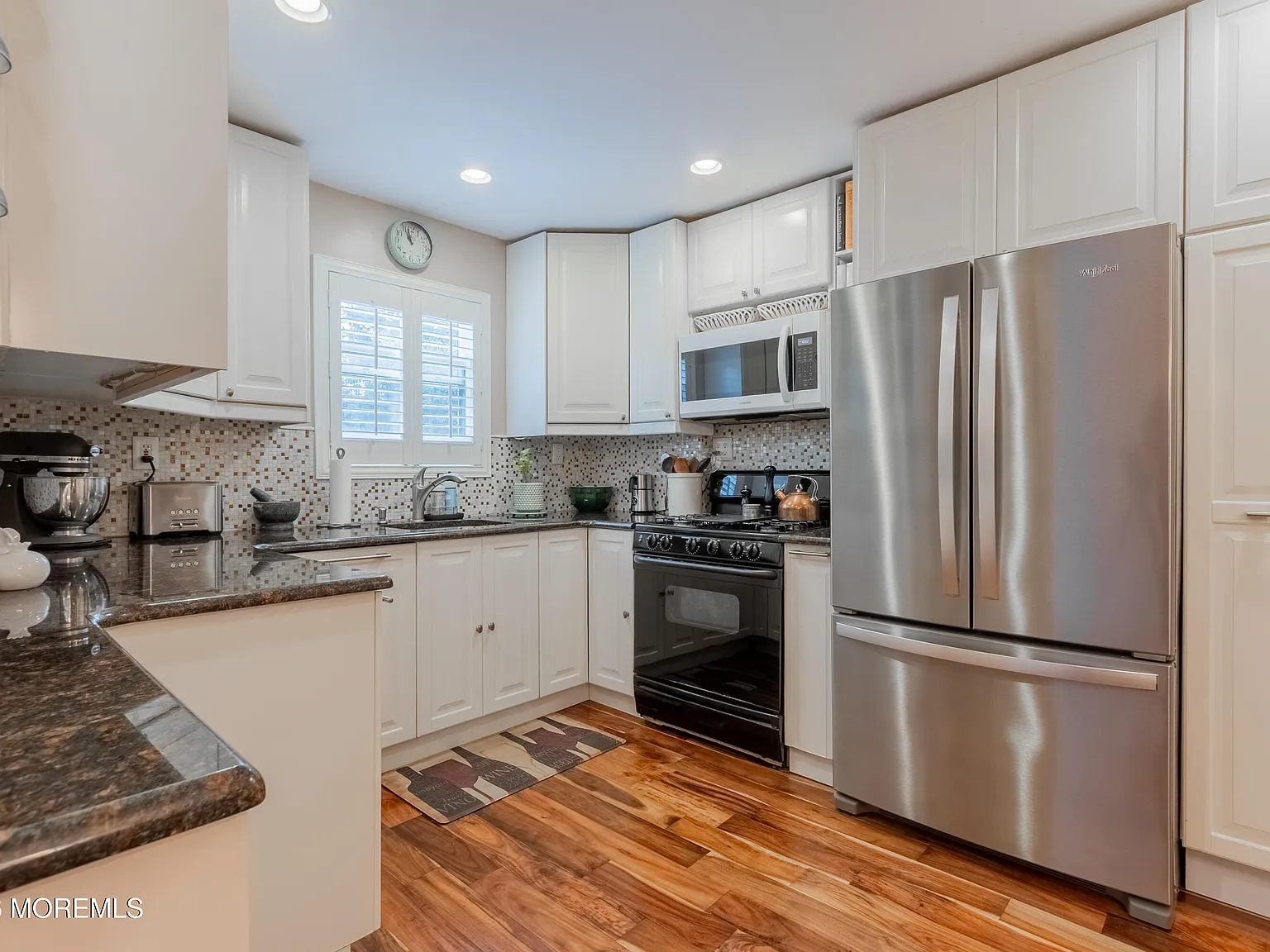 2 bed, 3.0 bath, 1080 sqft, $3,100 — Photo 3