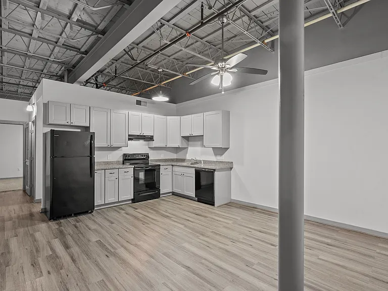 The Lofts — Photo 3