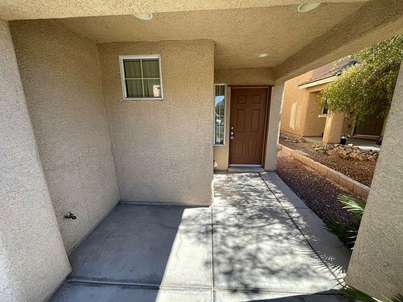 4th image of 4721 Chino Peak Ct