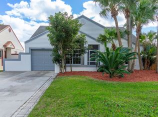 5507 Pebble Brook Ln, Boynton Beach, FL 33472