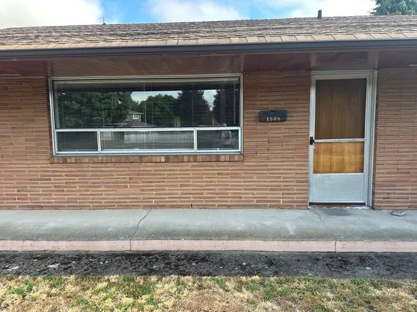 1503 Academy St, Sumner, WA 98390