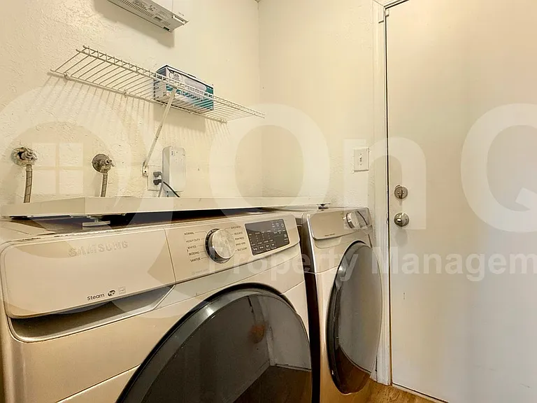 1007 N Menze St — Photo 18
