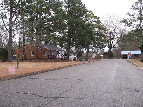 5th image of 435 Sunset Ave