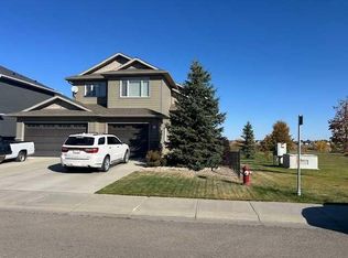 61 S Westview Blvd, Taber, AB T1G 0C2