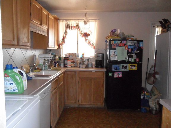 3rd image of 1209 Muriel St NE