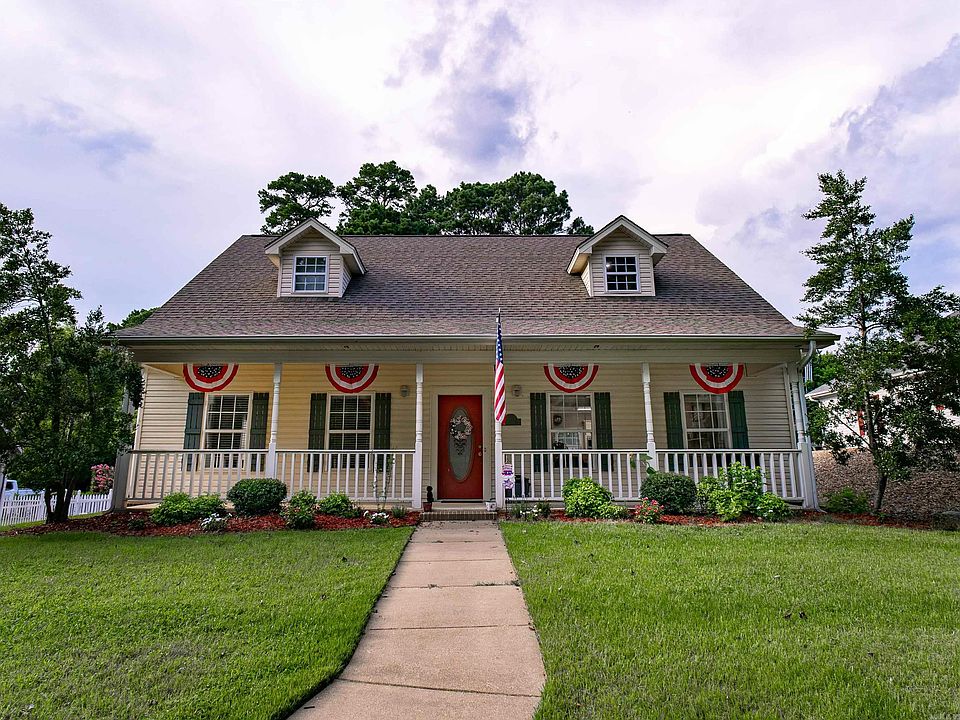 1st image of 1808 Forrest Park Dr