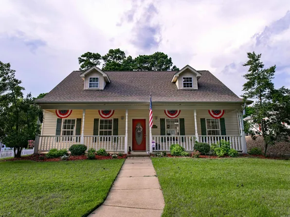 1808 Forrest Park Dr, Arkadelphia, AR 71923