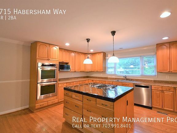3rd image of 5715 Habersham Way