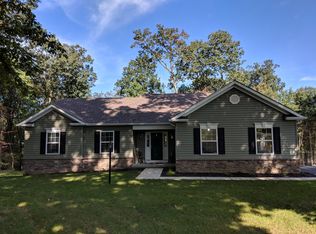 15421 Barnes Rd, New Windsor, MD 21776