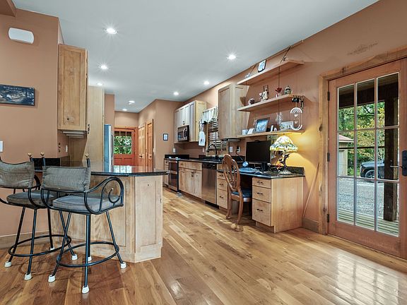 14th image of 1746 Molly Hollow Rd