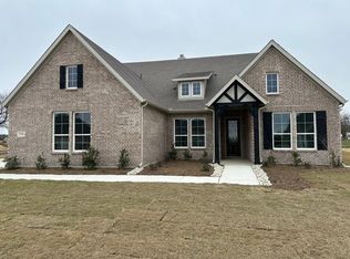 290 Cobb Rd, Leonard, TX 75452