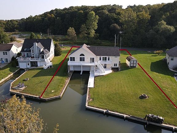 2nd image of 2855 Apple Valley Dr