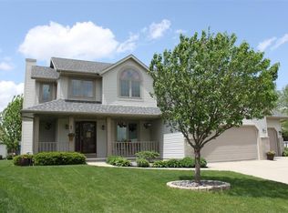 1104 Westminster Ct, Waunakee, WI 53597