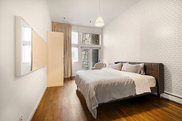 Rented by Compass | media 13