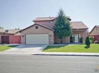 5027 La Pinta Maria Dr, Bakersfield, CA