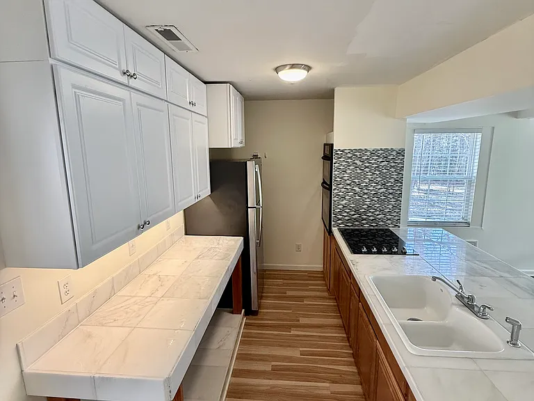925 Shady Lawn Road Ext #B — Photo 6
